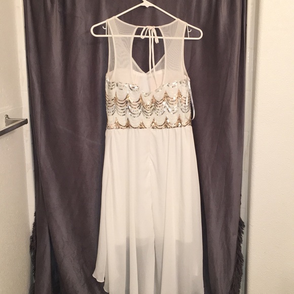 White, gold, silver sequined casual dress - Picture 2 of 2
